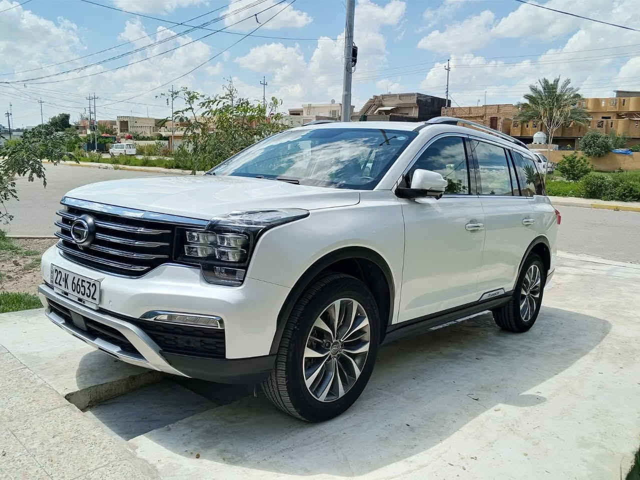 GAC GS8 سيارة
موديل 2020 .
اللون ابيض 
رقم اربيل دولي
خليجي فول مواصفات أعلى فئة 1/1
4 سلندر 2000 تيربو 
V4 turbu - 
7 راكب 
3 قطع تبريد
داخل جلد اوف وايت
ساعه تحكم بالسياره 
كشنات تحكم كهربائية 
تدفئة وتبريد بالكشنات 
ذاكرة خزن ميموري 
تدفئة بالأستيرن
فول تحكمات بالأستيرن مثل شفتات السرعه وتحديد السرعه والتحكم بالموبايل والشاشة.
4*4 دفع رباعي 
صندوق كهربائي شفط
فتحة سلايد روف 
بصمة تشغيل وبيبان وتحكم بصعود ونزول الجام
تشغيل عن بعد
شاشه ديجيتال كبيرة لمس 
دخول ذكي 
خمس انظمة تحكم بالگير
5 كاميرات محيطية  360 درجة 
تشغيل تلقائي للكاميرات عند تشغيل الأشاره للأنعطاف. ( تصوير الشارع )
حساسات اماميه و خلفيه
رادار امامي وخلفي 
شحن هاتف لاسلكي
10 مكبرات صوت
6 أنظمة قيادة لجميع أنواع الطرق
نظام ABS
تغيير  اتجاه اللايت مع تغيير اتجاه السياره 
كشافات
10 أكياس هوائيه (airbag)
ويل كب حجم 19
ماشية 100 الف كم
مكفوله من الضربة والصبغ
السونار مرفق مع الصور
هزه جديده ورقم انگليزي جديد وسنوية لغاية 2030 بأسمي ( وكالة أو تحويل) السعر ١٦٠ وبيه مجال للاستفسار *********** بيع او نراوس
