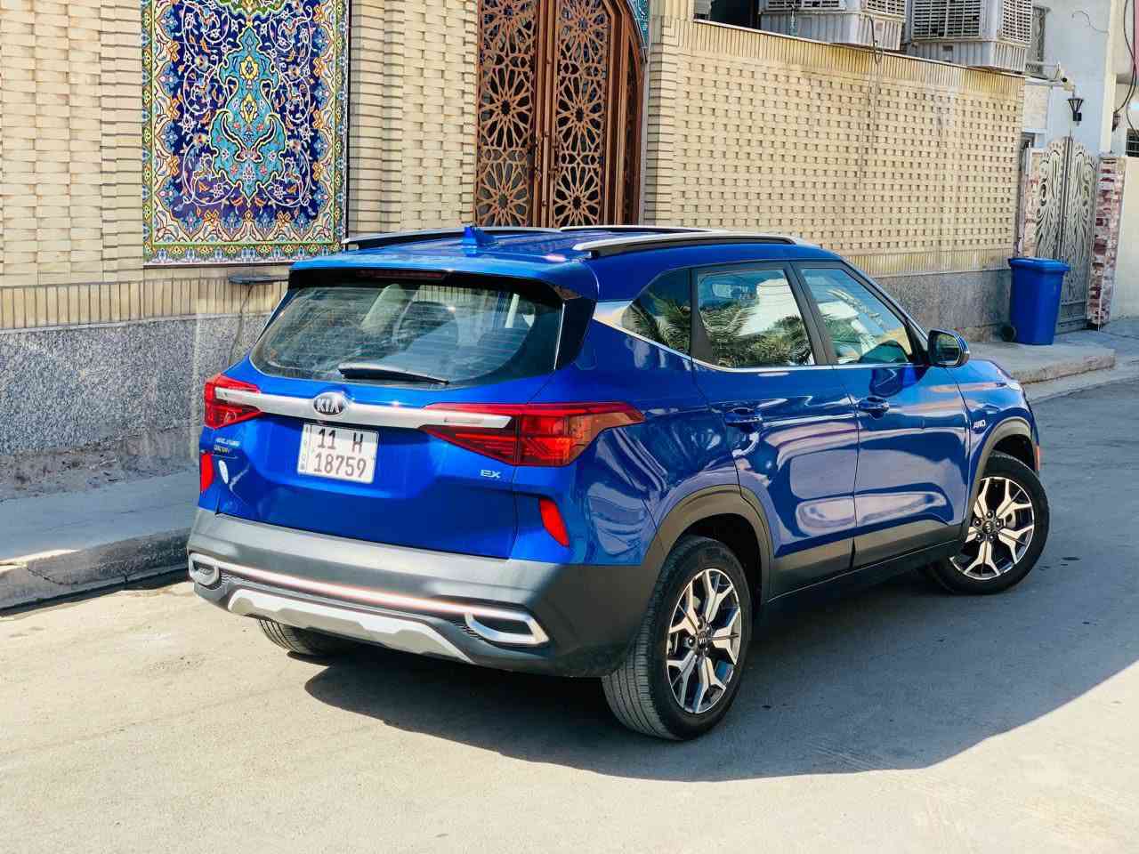 السلام عليكم كيا سليتوز موديل 2021 فول مواصفات ex أعلى فئه بلسليتوز محرك ٢٠٠ دوش
سياره خير من الله سنويه جديده هزه بعدها ماساقطه ووين ما يعجبك ترايك مفتوح  حادثها جاملغ وبنيد وهنا بالعراق نضرب باب ومو ضربه قويه موضحه بلصور  والسياره مستعجلين ع بيعتهه للاستفسار اكثر. رقم خاص مكان الغزالية


**إذا كنت صاحب هذا الإعلان وتريد حذفه لأي سبب، رجاءا أرسل رسالة إلى الدعم الفني**