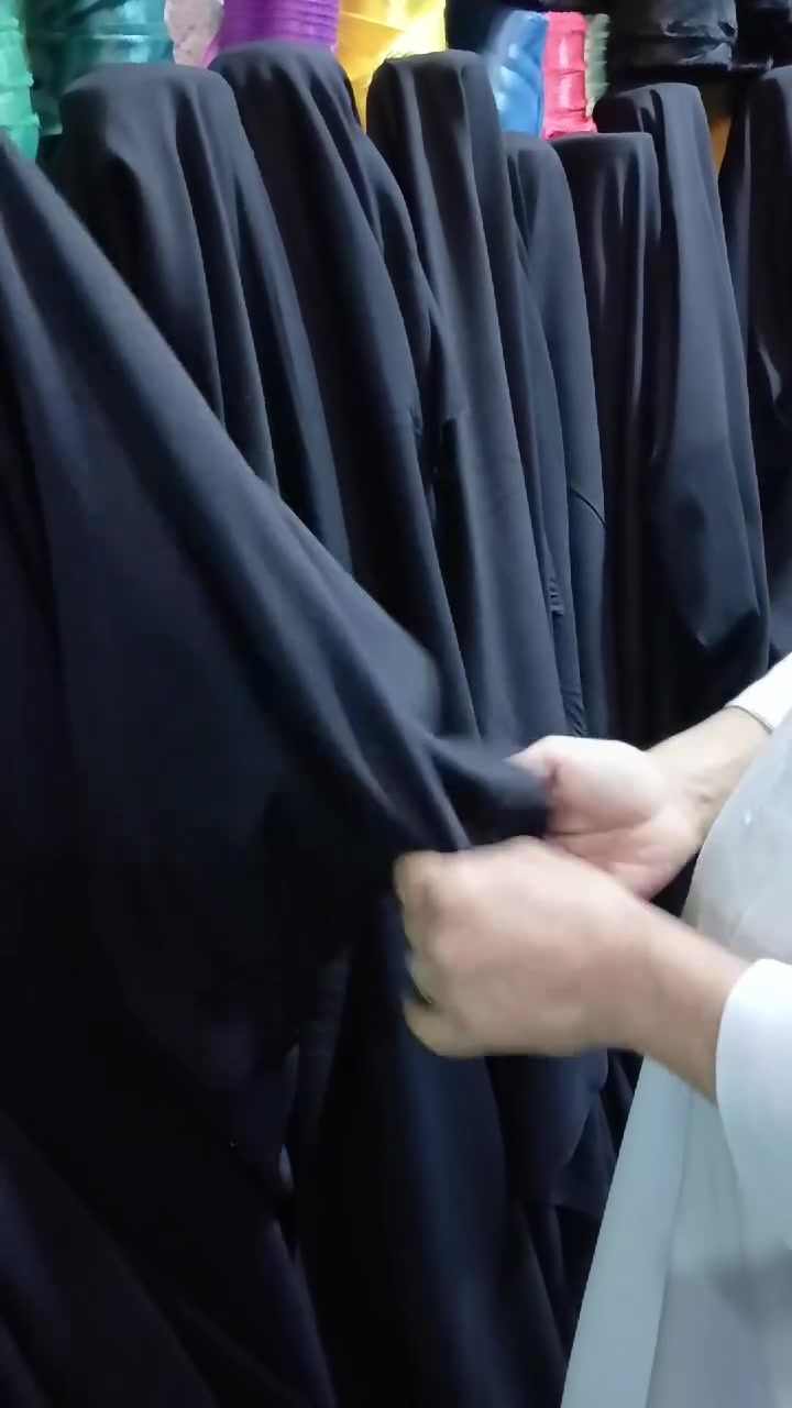 بمناسبت قدوم محرم الحرام شهر الامام الحسين عروضنه مستمره على سوادات الخامه الصليه الثخينه 
العنوان اقمشه ابو رضا العيساوي 
شارع ال بو ناصريه مقابيل سيد صالح ابو سفريات


**إذا كنت صاحب هذا الإعلان وتريد حذفه لأي سبب، رجاءا أرسل رسالة إلى الدعم الفني**