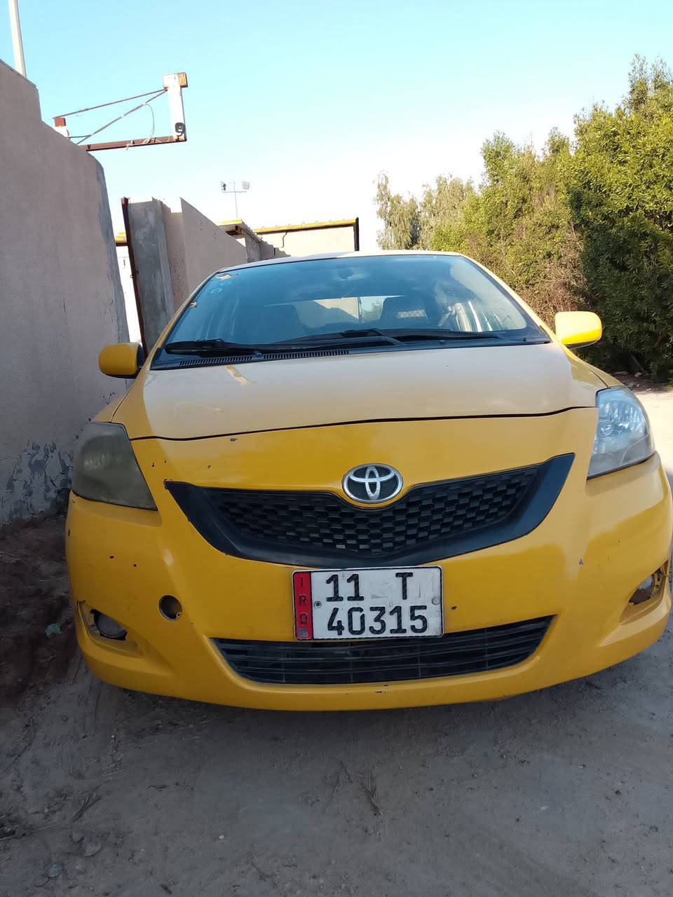 السلام عليكم اخوان تويوتا يارس موديل ٢٠٠٧خليجي بأسمي رقم بغداد تحويل  تدفئة تبريد شغال ثاني يوم مكاني بغداد جسر ديالى القديم أو اليرموك السعر ٦٨بيها مجال بسيط سيارة خير من الله نواقصاها مقعد الاكشن الخلفي مكسور وإذان محرك فقط رقم تلفون *********** متواجد واتس اب
