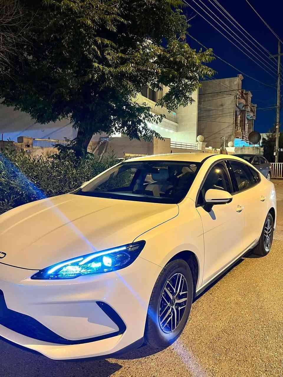 بیوادی بۆ   فرۆشتنە   10000 ڕۆیشتیە  بە ناویی   خۆمە   ویل کرۆمە    سەیارەکە   کامل  جوانکاری   بۆ  کراوە سەیارەکە  رەقم  هەولیرە 138 وەرقە   ***********
