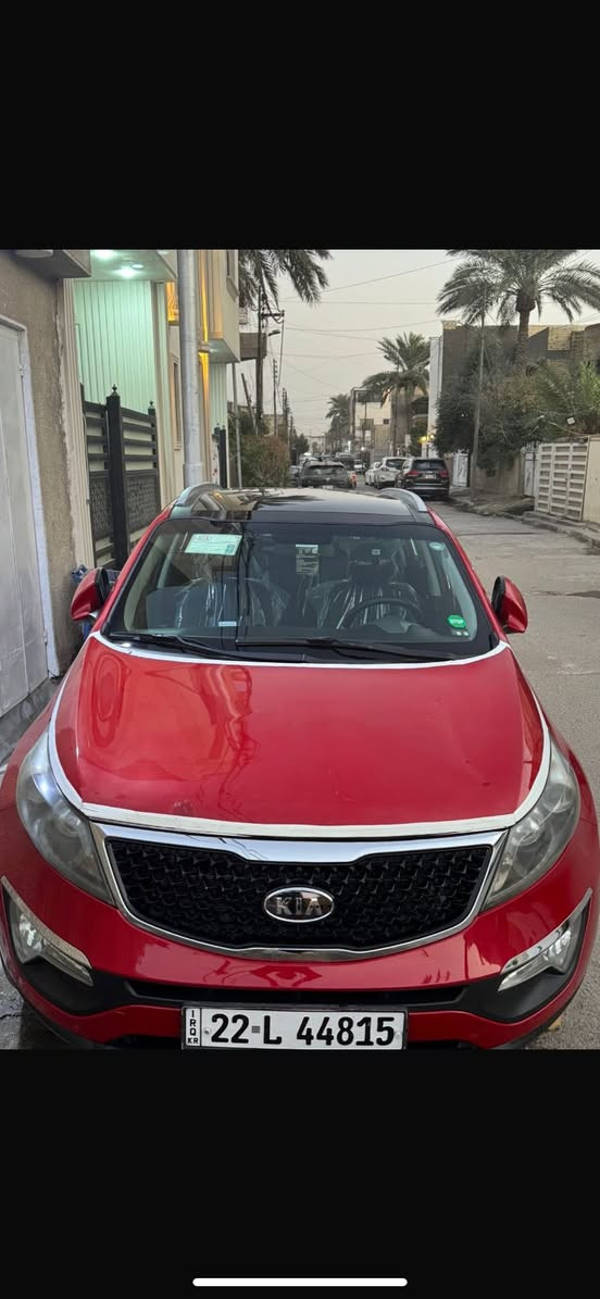 السلام عليكم كيا سبورتج 2014 فول مواصفات واحد على واحد كفاله عامه ما عدى شبر بارد باب الصدر واصبعين بالبنيد مكينه وكير وصدر جديد مكينه دوش 2400  باسمي تحويل ثاني يوم مكاني البياع  السعر ١٤٨ وبيه مجال حك الجيه مكلف بالنشر   ***********
