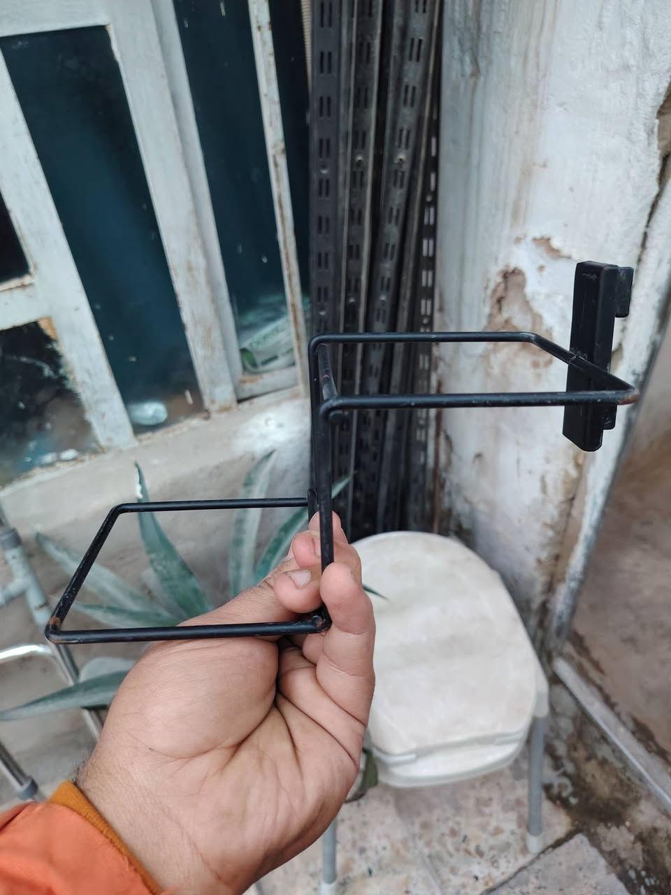 سلام عليكم شباب عندي ستان 230قطعه وعندي رطات22قطعه مكاني بغداد العبيدي رقم ***********
