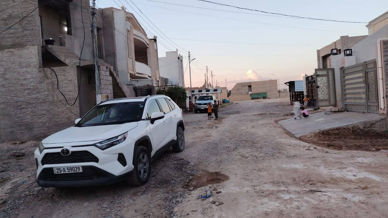 المساحة الدار 200 متر واجه 10 نزال 20
التفاصيل الدار طابق واحد 2 غرف نوم وصاله ستقبال مطبخ حار وبارد 2 مجموعات صحيات كراج سياره حديقه بيت شغل جناي موقع مميز شارع الدار 12م بضهر شارع 60 خدمات كله يمك
اللاستفسار اتصال على رقم*********** ☎️
