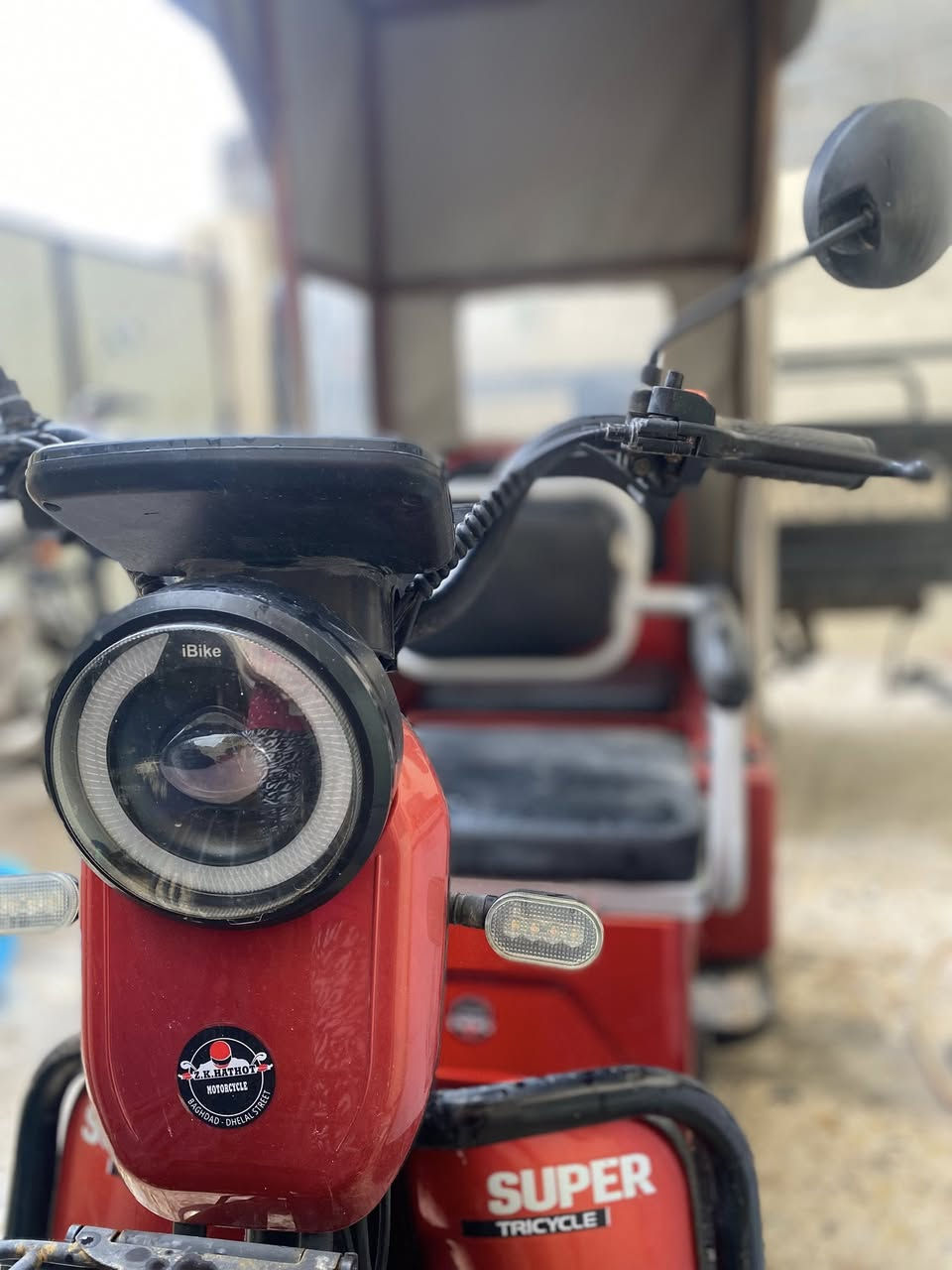 دراجه شحنه للبيع ڪُݪشي مابيه سعره 600وبيه مجال قليل مكان حله مركز المدينه رقم الهاتف: 
0789 396 7746
