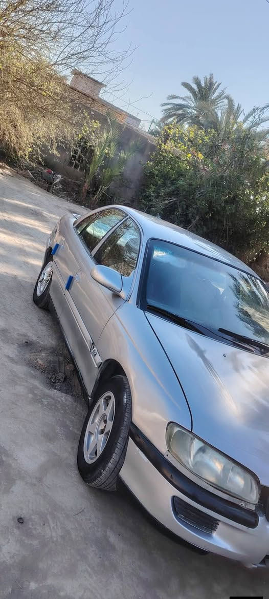 اوبل. بزون. موديل 95. 
كير اوتماتيك.تخم تاير جديد. حداديه. جديده. 
سياره جاهزه السعر 33. وبيها مجال. 
العنوان كربلاء طويريج ***********
