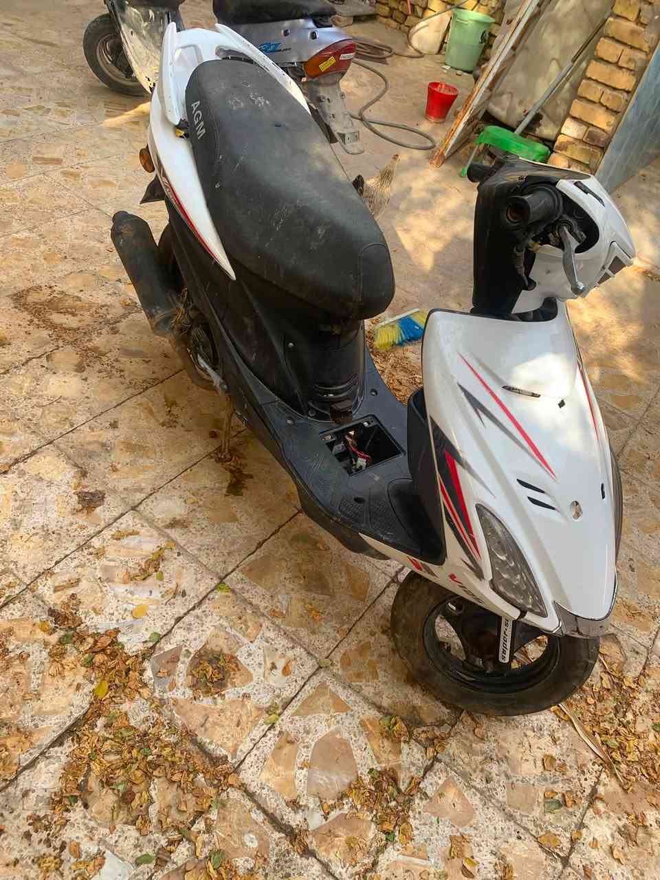 🛑كوم حديد🛑
طافية 
السعر 100 🔒  قفل 
للاستفسار *********** متوفر واتساب و اتصال 
عنوان ناصرية قرب المدينه المائية
