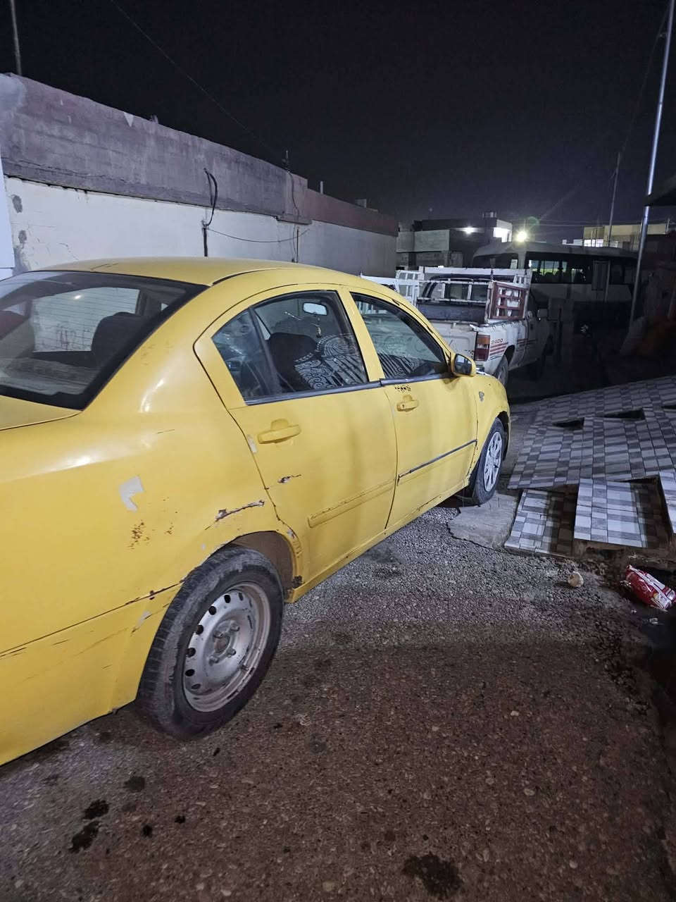 السلام عليكم شيري اي فايف
موديل ٢٠١١

مشروع وطني 

دفتر بانزين 

منضومه غاز 
تدفئه وتبريد شغالات 
كير ومحرك كامري ابو الجف 

سعرها ٢٥ وبيها مجال.  

***********
