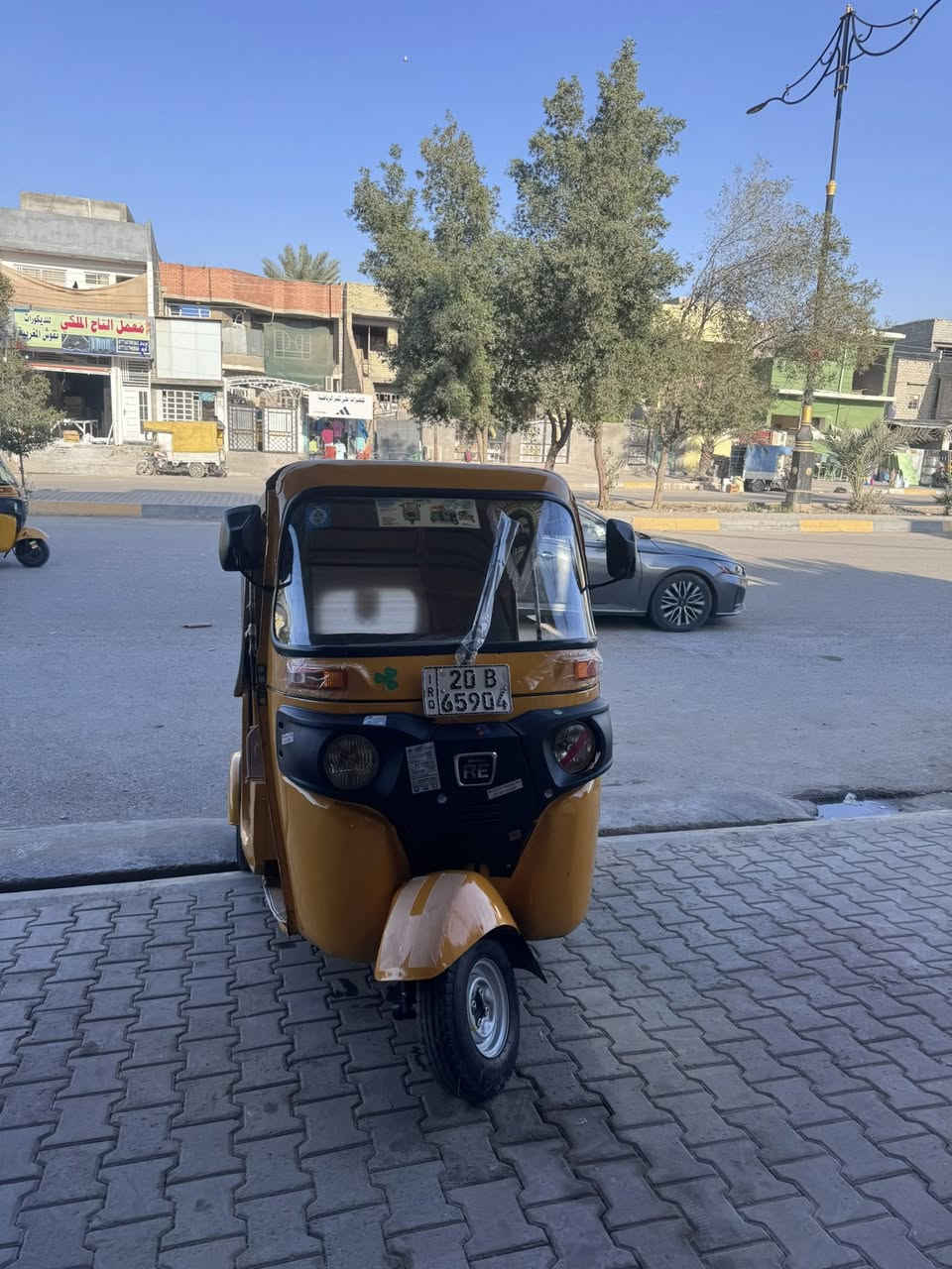 التفاصيل مكتوبه وداخل الفيديو اقراهن وشوفه يلا تتصل مو تتصل وتكلي شبيها
يابه السلام عليكم تكتك 2018 شهر ١٢ يوم ٣٠  يعني 2019 مرقمة لوحة وسنوية انكليزي (هزة جديدة )  مكينة مال 20 تكتك كامله مكمله من كل نقص معمرة تعمير عام من الطول للطول راجعة جديدة شرط تراي زيرو تكتك خير من الله اي نقص مابيها كبل للشارع مكاني ديالى بعقوبة شارع جرف الملح شراي اتصل ممتواجد خاص*********** السعر 5300 وبيها مجال
