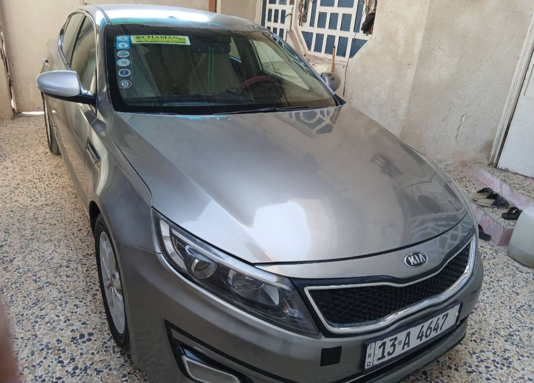 السلام عليكم سيارة كيا اوبتيما وارد امريكي للبيع او المراوس موديل ٢٠١٢ رقم انكليزي ميسان مميز سيارة بأسمي وجاهزة من كل شي تبريد مكينه كير خير من الله مكينة ٢٤٠٠ سيارة بيها صبغ احزام فقط بدون قمارة والصندوك مكفولات من الصبغ 
السعر / 102
للتواصل / ***********
