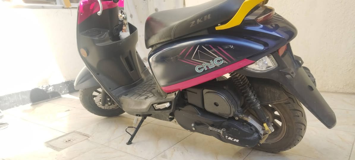 دراجه بوليس للبيع  كامل مواصفات نضيفه سرعه و شلعه ***********
