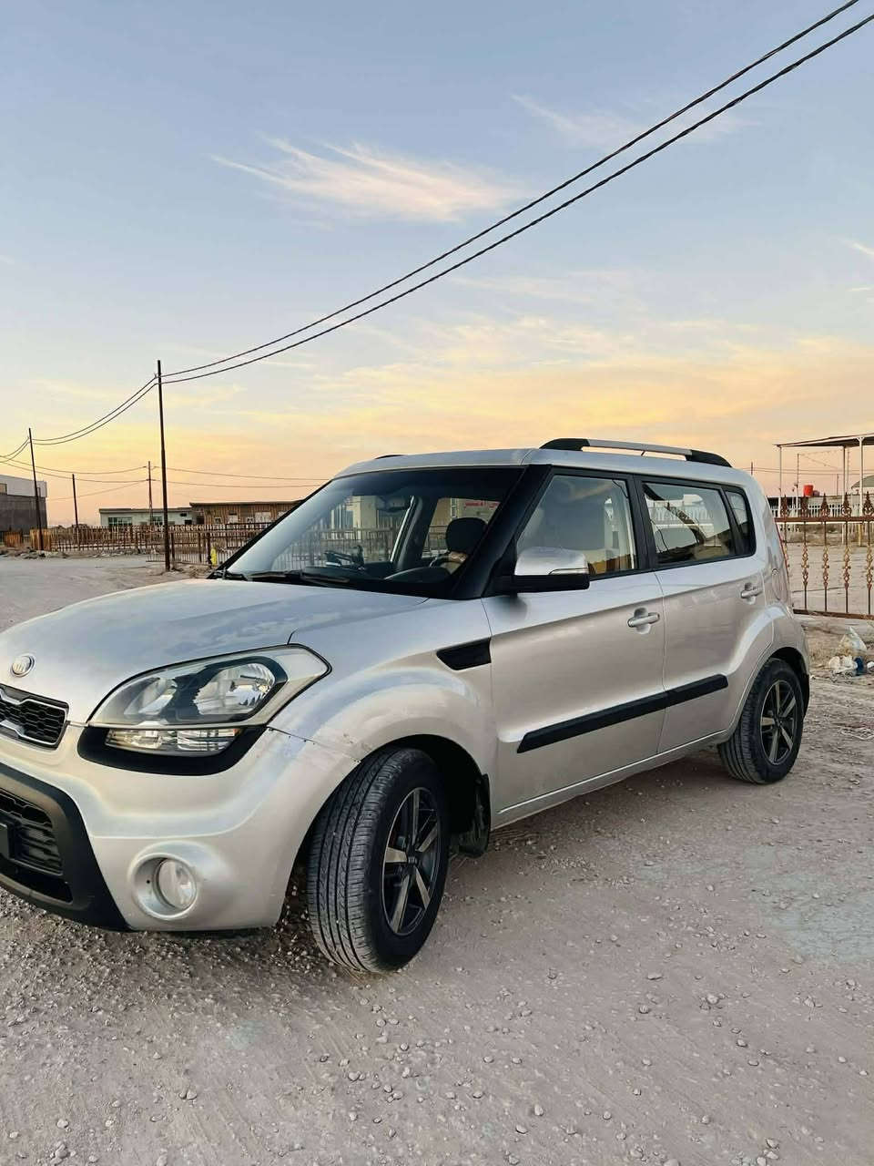 للبيع كيا صول 2013
***********
مكفوله من الحادث والصبغ خليجيه
مكينه وكير وتبريد مكفولات
فول مواصفات 
سلايد روف 
تحكم ستيرن
مرايات كهرباء
كامرا+ حساسات
تبريد بيانو 
رقم بصره باسمي
مكانه بابل المركز
السعر 90
اي استفسار
***********
***********
