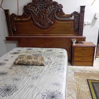 عندي غرفه نوم تكمه ماليزيه ورايده 500الف وبيه مجال واتواصلو وياي عل وا...