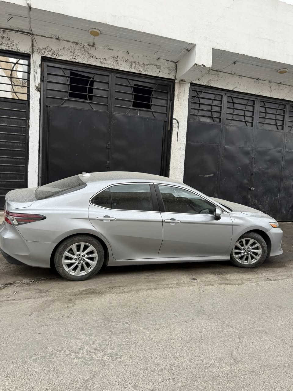 تويوتا كامري ٢٠٢٣
مواصفات :- LE المعروفة 

كشن السايق كهربائي 
رادار امامي
تحديد المسار

سعر :- ٢١٥ ورقه

الرقم الموبايل ***********
