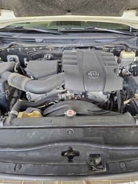 للبيع لاندكروز 2015 جديده حيل مكفوله كفاله عامه عدا رصعه كولش بسيطه سح...