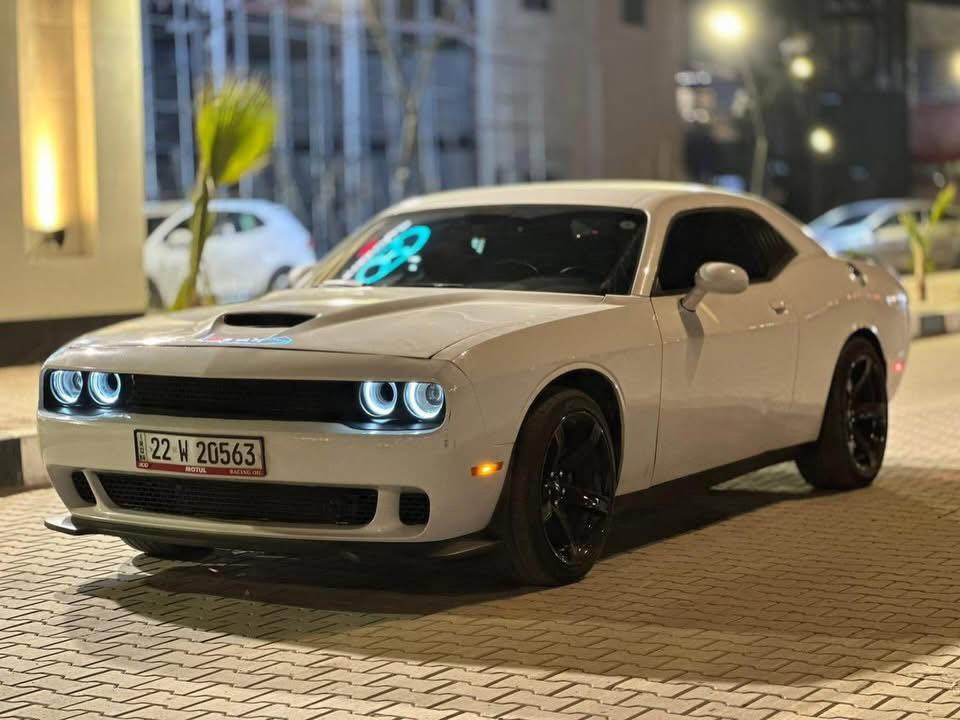 𝑫𝒐𝒅𝒈𝒆 𝑪𝒉𝒂𝒍𝒍𝒆𝒏𝒈𝒆𝒓 • 𝑳𝒂𝒔𝒕 𝑪𝒂𝒍𝒍 • 2023🔥
نوع السيارة: [ دودج جالنجر R/T النداء الاخير ] 🤍
الموديل: [ 2023 - الاصدار الاخير ] 
المحرك: [ V8 - 5700 ]
الگير: [ أوتوماتيك ]
الممشى: [ 27 الف ميل ]
الحالة: [ بيها قطع صبغ ابيع حزام ]
لون السيارة : [ ابيض ]
رقم السيارة : [ اربيل - تحويل مباشر  ]

[ الـــــمـــواصــفـــــات ]

‎- بصمة تشغيل 
‎- شاشة كبيرة
‎- كار بلي 
‎- كاميرا خلفية 
‎- سستم سماعات ( البـاين ) 
‎-  [ داخل احمر ] مقاعد جلد
‎- مقاعد كهربائية 

للتواصل واتس اب او اتصال : [ *********** ]

السعر : 176$ و بيها مجال
