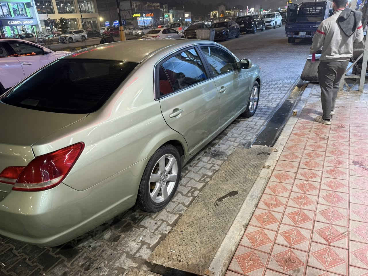 السلام عليكم 
افلون 2007 فول عده البصمه 
بغداد باسمي 
سياره حدثها بجم بيها شاصي معمر 
سياره صبغتها عام جارده قماره تكم شواصي خلفيه كله كفاله 
السياره معمره ومتعوب عليها وسعرها مناسب
مكانها نجف


**إذا كنت صاحب هذا الإعلان وتريد حذفه لأي سبب، رجاءا أرسل رسالة إلى الدعم الفني**