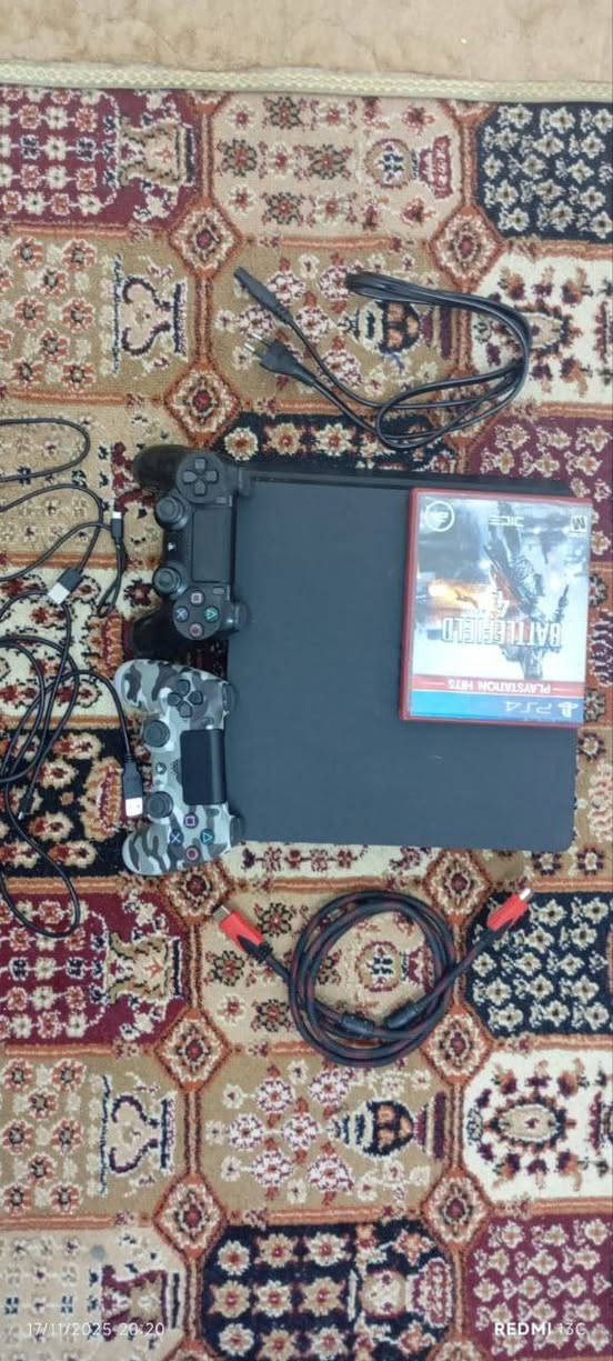 بلي 4
ويا جوستك 2 اصلي وتجاري 
وقرص باتلفيلد 4 
السعر هنا (***********)
