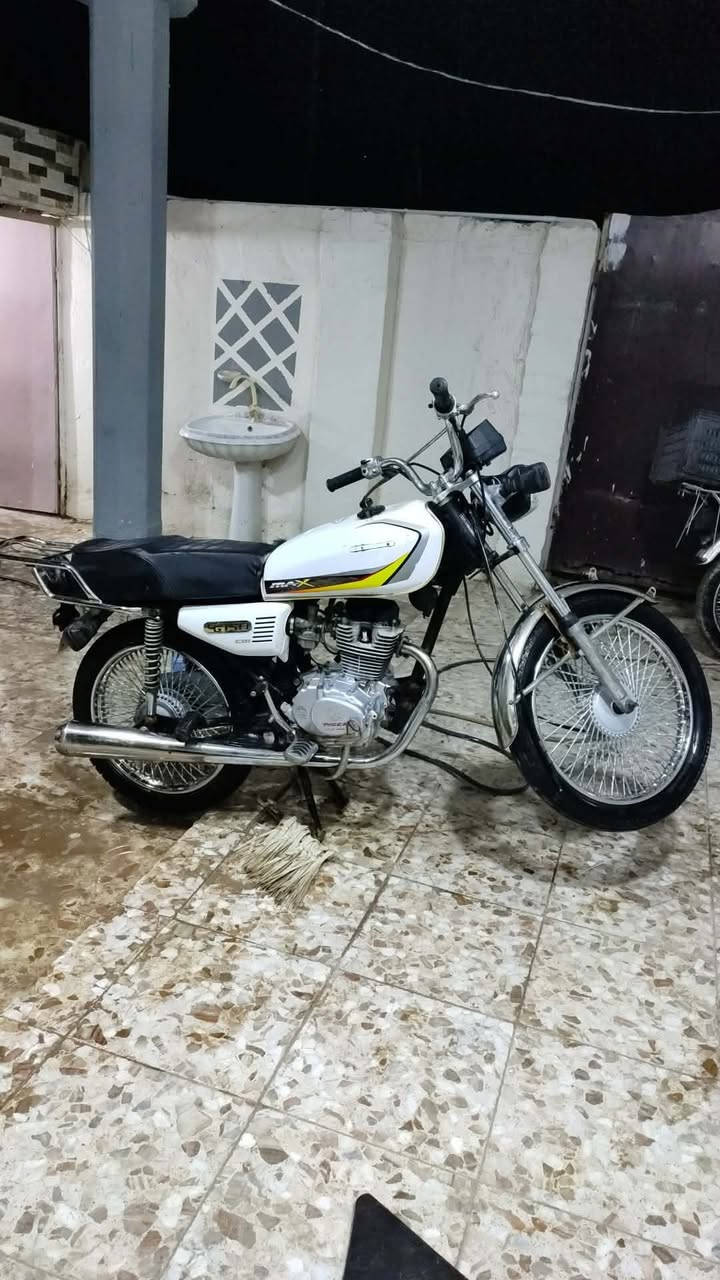 سونك سعر ٤٠٠بيه مجال قليل مكانه حله


**إذا كنت صاحب هذا الإعلان وتريد حذفه لأي سبب، رجاءا أرسل رسالة إلى الدعم الفني**