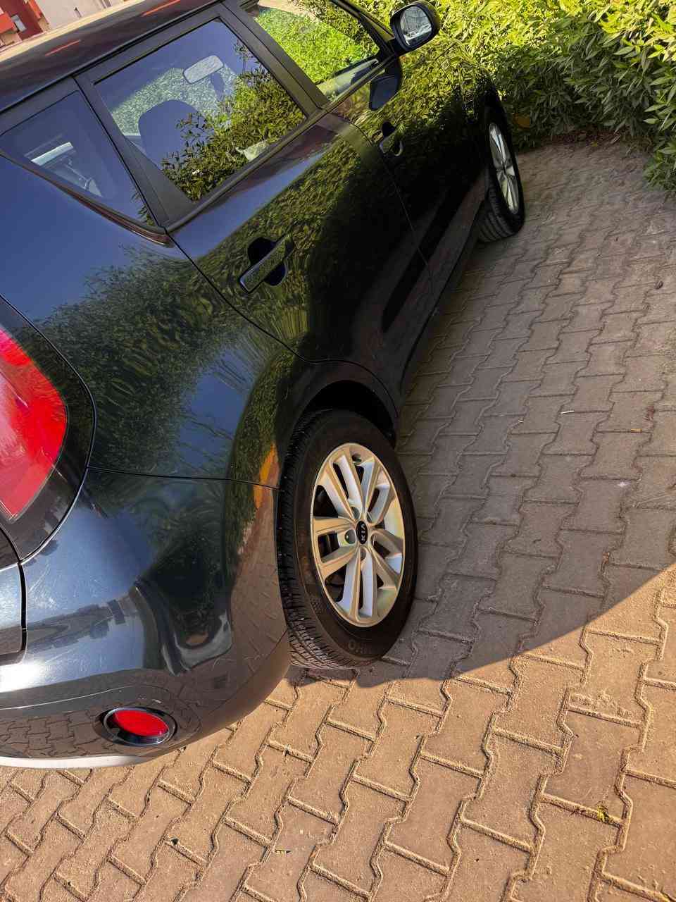 صول 2019
محرك 2000 GDI
ماشية 53 الف ميل
للبيع فقط
***********
