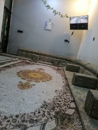 جلسة عربية • للبيع
