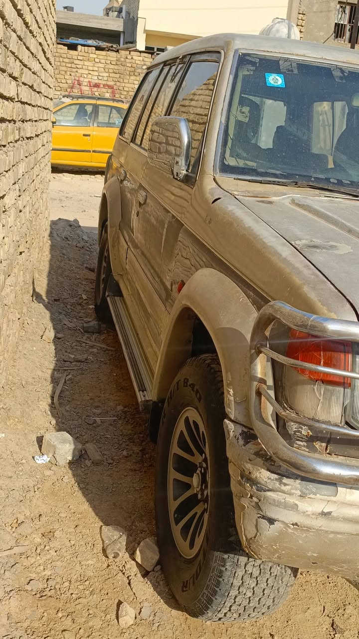سلام عليكم عندي  سياره  باجيرو كاز رقم  بصرو انكايزي محرك  كيراو تماتيك جديد صار  يومين   مكان بغداد   تحويل مباشر   سعر ة  35 تخم تاير رقم الهاتف   ***********
