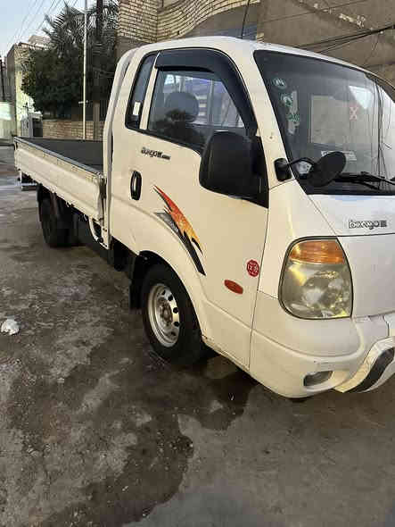 سلام عليكم سيارة للبيع كيا بنكو موديل 2007رقم بغداد تخم تاير جديد مكفوله من ناحيه شاصي ومكينه سيارة كلش نضيفه سعر 93 وبيه مجال 
📍عنوان بغداد طالبيه 
رقم الهاتف ***********
