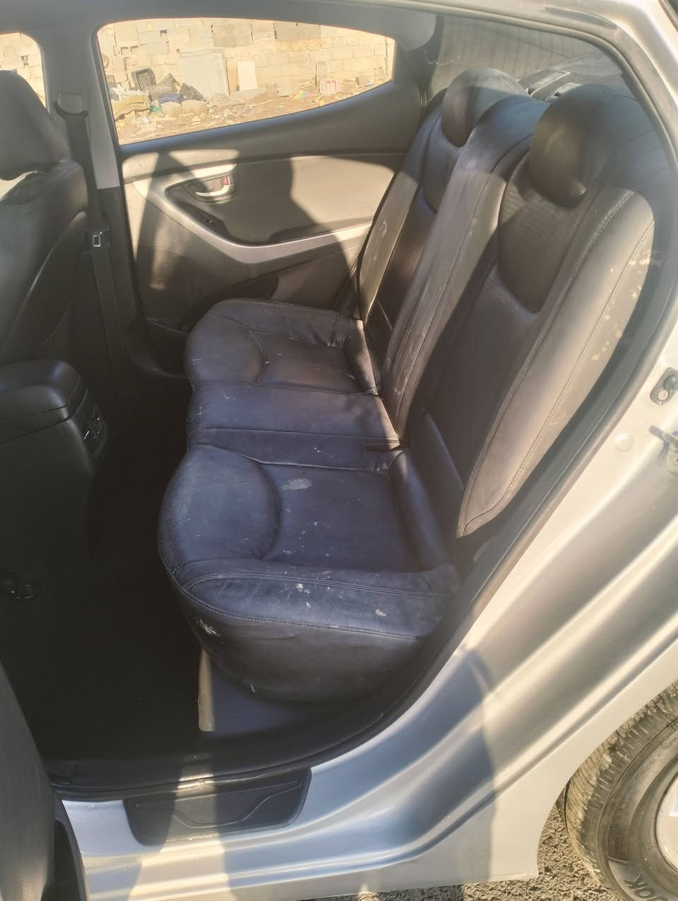 السلام عليكم افانتي ادوات بدون  رقم 2014 كامل مواصفات ماعدة فتحة مرايات شفط بطن اسود جلد  ماصدات لدات سيارة جديدة دخول جديد السعر 45 لا تعلق ولا تراسل اتصل وتدلل  *********** مكان بغداد
