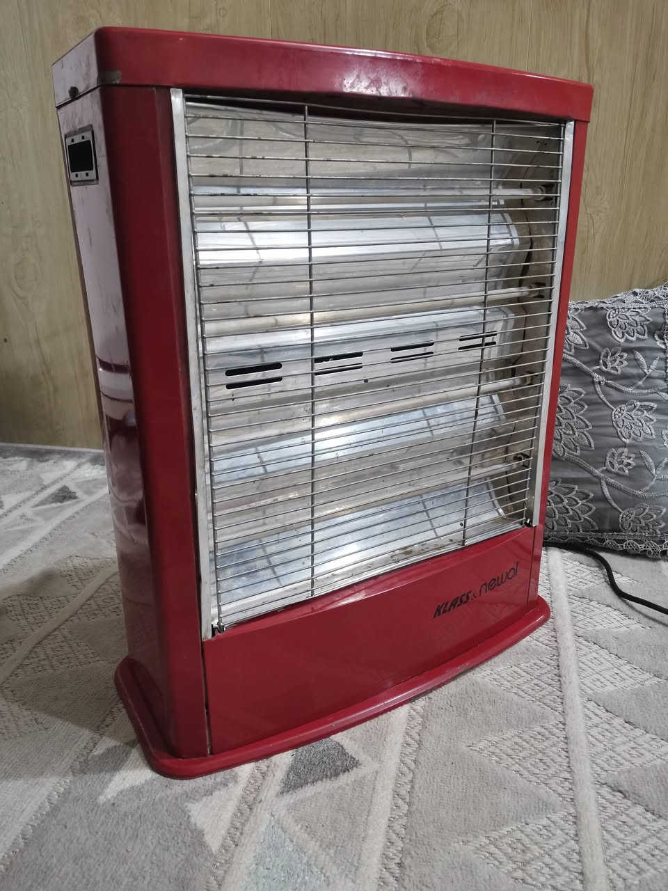 سلام عليكم هيتر للبيع كلش نضيف سعره 30 الشراي يتفضل خاص او يتصل ***********
