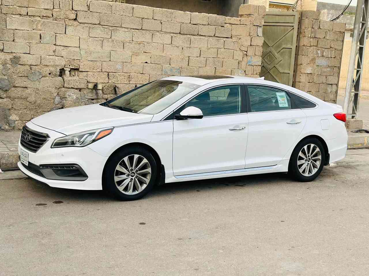 السلام عليكم 🌹🌹 للبيع 
سوناتا موديل 2016 
وارد امريكي رقم بغداد تحويل مباشر 
حادث بنيد فقط مبدل بدون دواخل شرط 
مواصفات فول سبورت  SPORT
🍀شاشه جبيره 
🍀كامره 
🍀تحكمات ستيرن 
🍀بصمه تشغيل وابواب 
🍀سلايت 
🍀كشنات جلد وكهرباء 
🍀رادار جانبي وخلفي 
🍀حساس خلفي 
🍀تبريد قطعتين 
🍀اشاير مري 
🍀محرك 2400 
🍀ويل ١٧ كروم 
🍀السياره جديده وجاهزه
🍀ماشيه ١١٩ ميل 
السعر 142 ورقه وبيه مجال 
والشراي يتفضل 
***********
*********** العنوان فلوجه الفلوجة, الأنبار
