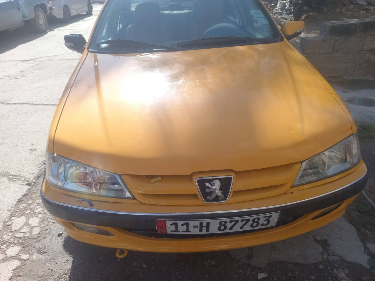 السلام عليكم 
بيجو بارس موديل 2018 السيارة مكفوله بس بيها طخه بالبنيد و بيها تبخير اول متشتغل وبيها منضومه غاز 60 لتر بيها دوشمه ارضيه و كشنات و بيها تنته المكان الكرادة كمب سارة قرب جامع الشاكري السعر 60$ وبيها مجال للطيبين 
الرقم ***********
