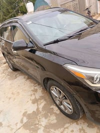 سنتافي للبيع 2017  كراند 6ستندر كشن كهربائي شاشه دواره تخم تايرات جديد...