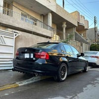 BMW E90 328I 2011 المواصفات:   مكينة N52 المرغوبة  السيارة بيها اربع ق...