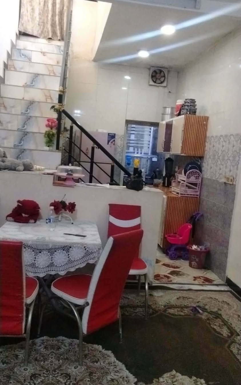 للبيع 👇👇👇

دار زراعي مناسب 
100م
طابق واحد جديد
قرب ساحه التوديع قريب ع الشارع العام
يحتوي ع غرفة النوم وصالة واستقبال ومطبخ 
👈#السعر-41 مليون 
للاستفسار مراسلة الصفحة أو الاتصال على 
***********
***********
مكتب أملأك للعقار العروبة شارع المتحف قرب النهر 
@إشارة
