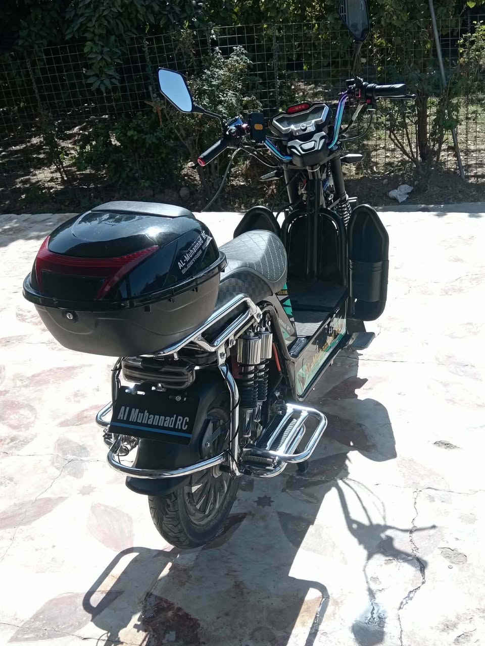 سلام عليكم دراجه شحن جديده حيل بطاريات جدد ما بيه اي نقص مكانه خالديه التواصل ***********علا هاذا الرقم
