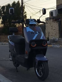 دراجه سكنس شحن 318 فئة السبورت ملفها 3000W بطاريات العدد 6 30A امبير د...