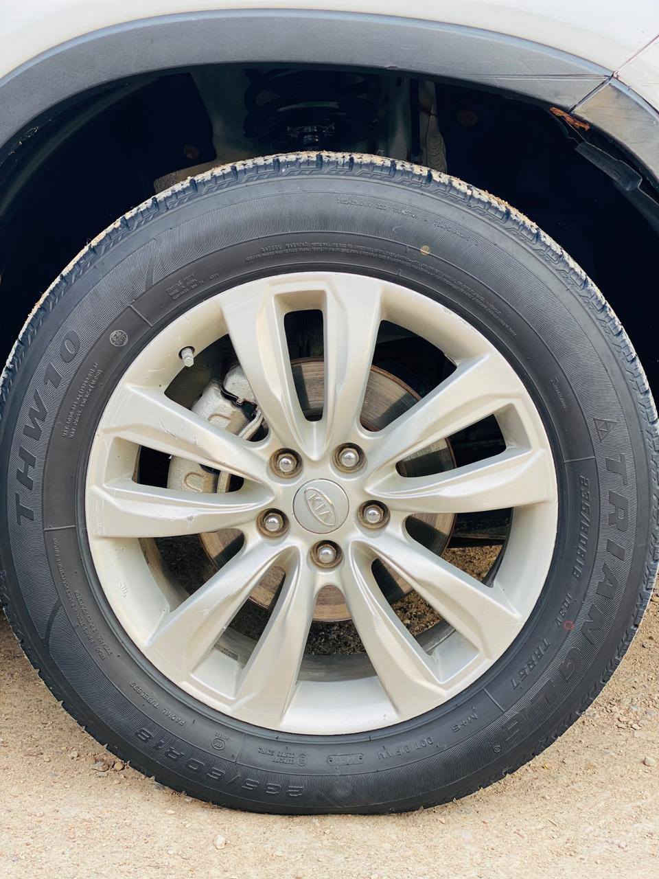 السلام عليكم 
كيه سورنتو 11 رقم أربيل جديد 
بسمي بيه سونار السعر 135 مجاله قليل
رقمي ***********
