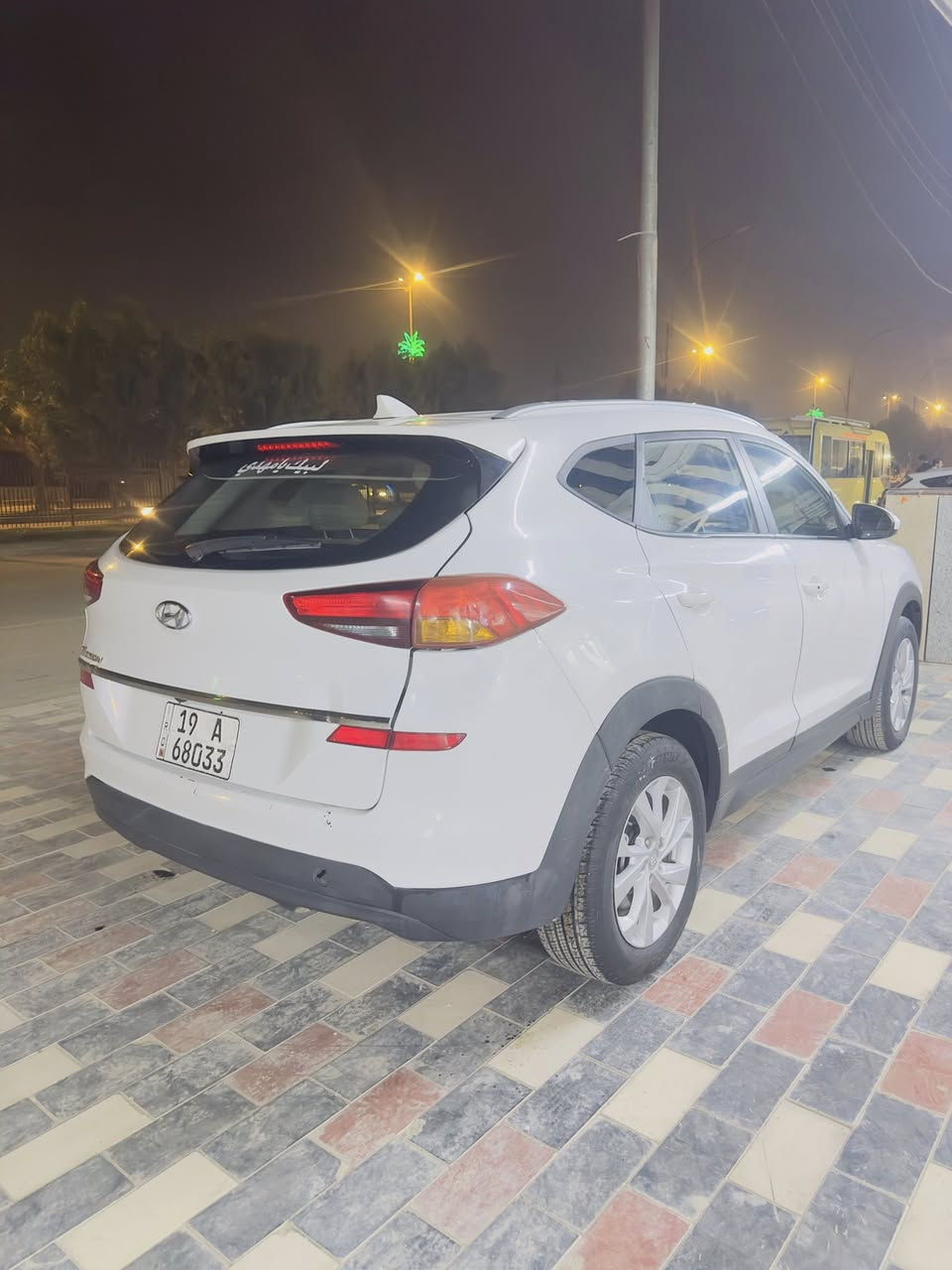 سلام عليكم 
توسان للبيع مديل 20
حادثه جملغات خلفيه فقط 
سعر ١٦٠ بيه مجال بسيط 
***********
