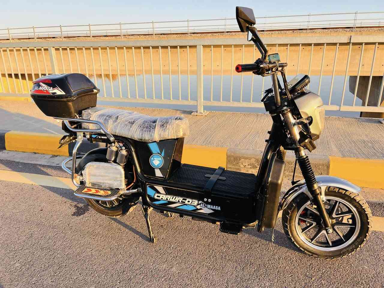 السلام عليكم موطور للبيع نضيف البطاريات نص عمر ما بيهن لا نفخ ولا شي السعر 400 وبيه مجال 
مكان الفلوجه النساف 
***********
