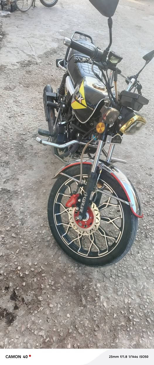 سلام عليكم من رخصه الادمن دراجه سولنك موديل 2024مابي اوراق كفاله من كلشي كهربائيات كامله  محرك ما لعبه علي سبانه سعره 700الف متوفر بحصيبه يم سيد الاسعار للملابس قرب جامع الكبير لتواصل على رقم ***********
