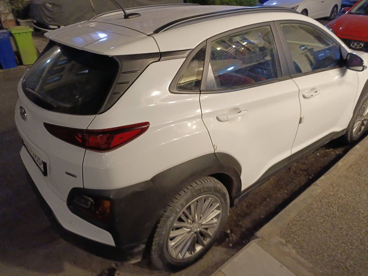 من رخصة الأمن 
للبيع هونداي كونه موديل ٢٠٢٠
محرك ٢٠٠٠ اللون أبيض 
رقم شمالي اربيل الجديد 
سعر ١٤٠ ورقه 
السياره باسمي التحويل مباشر 
***********
