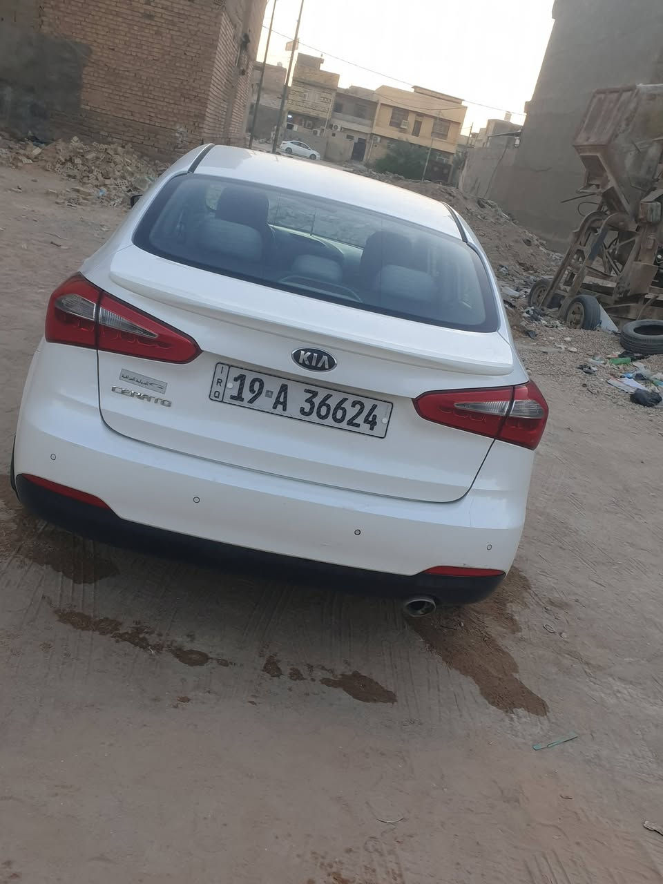 سلام عليكم بيع فقط سيراتو موديل ١٤ رقم كربلاء سنوية ٢٠٢٩ بيهة بارد جاملغ وبنيد والبنيد مفتوح لا لغد ولا شاصي مواصفات حساس خلفي امامي شفتات ستيرن خمسة ويل كب تحكمات ستيرن  مكينة خير من الله لا تنقيص ولا تبخير السعر ١٢٠ وبيهة مجال اتصل وتدلل *********** بي وتساب .
