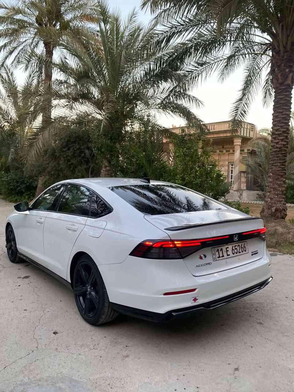 سلام عليكم
للبيع هوندا اكورد 2024 هايبرد سبورت L كلين قطرة صبغ مابيها كفاله عامه 
ماشيه 24 رقم بغداد السياره جديده استخدام شخصي بوضع الوكاله بعدهه جاهزه دينار ماتصرف عليها
كشنات جلد تحكم كهربائي كامره خلفيه فتحة سقف رادار تصادم مثبت سرعه قيادة ذاتيه تشغيل عن بعد ومعروفه مواصفات السبورت L
مكان السياره بغداد
مكلف بالنشر باقي التفاصيل اتصل وبيك خير وتدلل 
***********
  ***********
