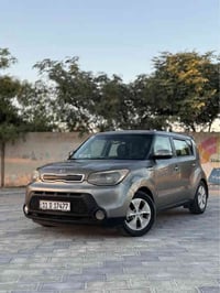 كيا صول 2015 وارد امريكي مواصفات عادية مكينة ١٦٠٠ GDI بحالة ممتازة دهن...