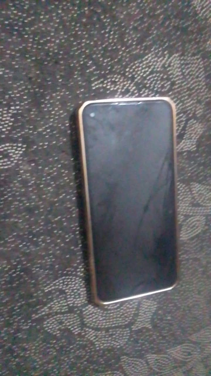 جهاز  A11 للبيع نضيف مابي شخط السعر ٩٥ وبي مجال مكان الديوانيه


**إذا كنت صاحب هذا الإعلان وتريد حذفه لأي سبب، رجاءا أرسل رسالة إلى الدعم الفني**