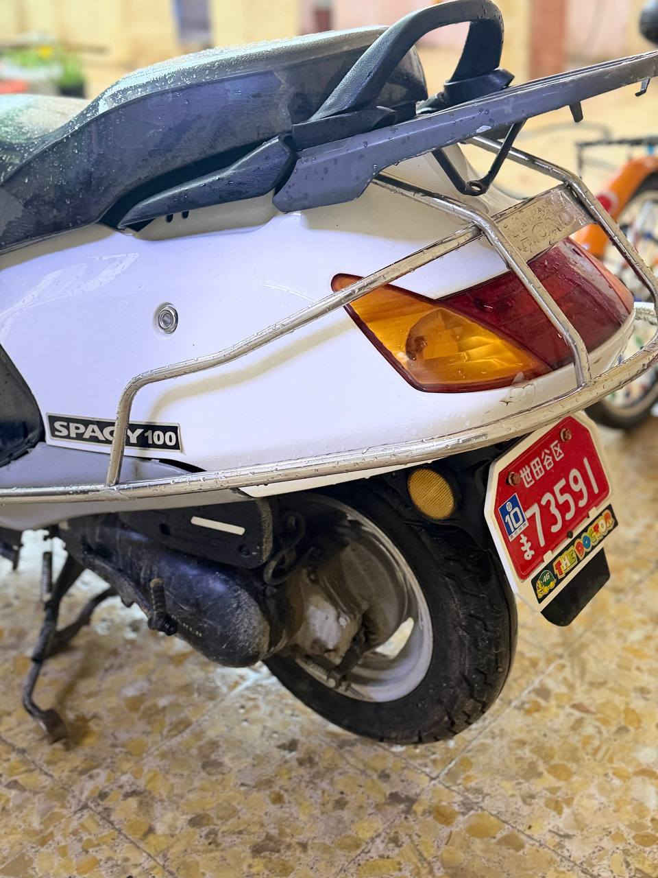 السلام عليكم دراجه سبيسي مجفته مره واحده دراجه ما عاوزها اي شيء
كهربائيات كله شغال نظيفه وحلوه السعر 425 وبيها مجال شيء بسيط خاص ماكو

العنوان كوت زين القوس
*********** اتصال على هذا الرقم
