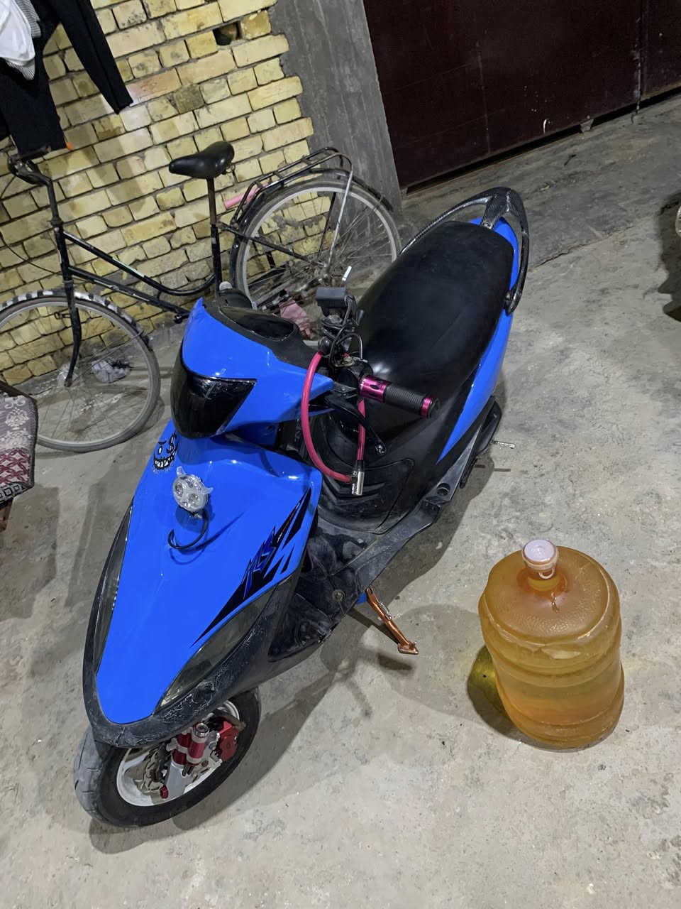 ماكس عدله  مكينه بلاد ٤٩ما مفتوحه مكينه قويه تشك الكاع شلعه ومعدل نقصها ترايش  كفرات البلاد موجودات 
صالنصه FM
نقصها ترايش وإذا شراي اني اجيبلك من يمي ترايش


**إذا كنت صاحب هذا الإعلان وتريد حذفه لأي سبب، رجاءا أرسل رسالة إلى الدعم الفني**