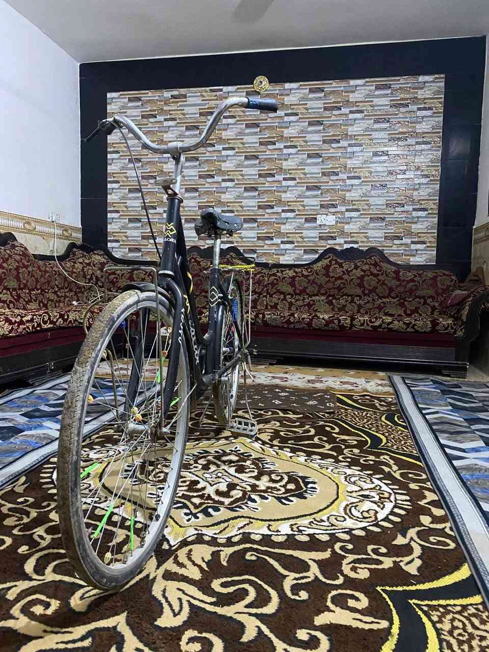 السلام عليكم للبيع حجم ٢٦ 80 بي مجال بي واتساب *********** 👍💁‍♀️
