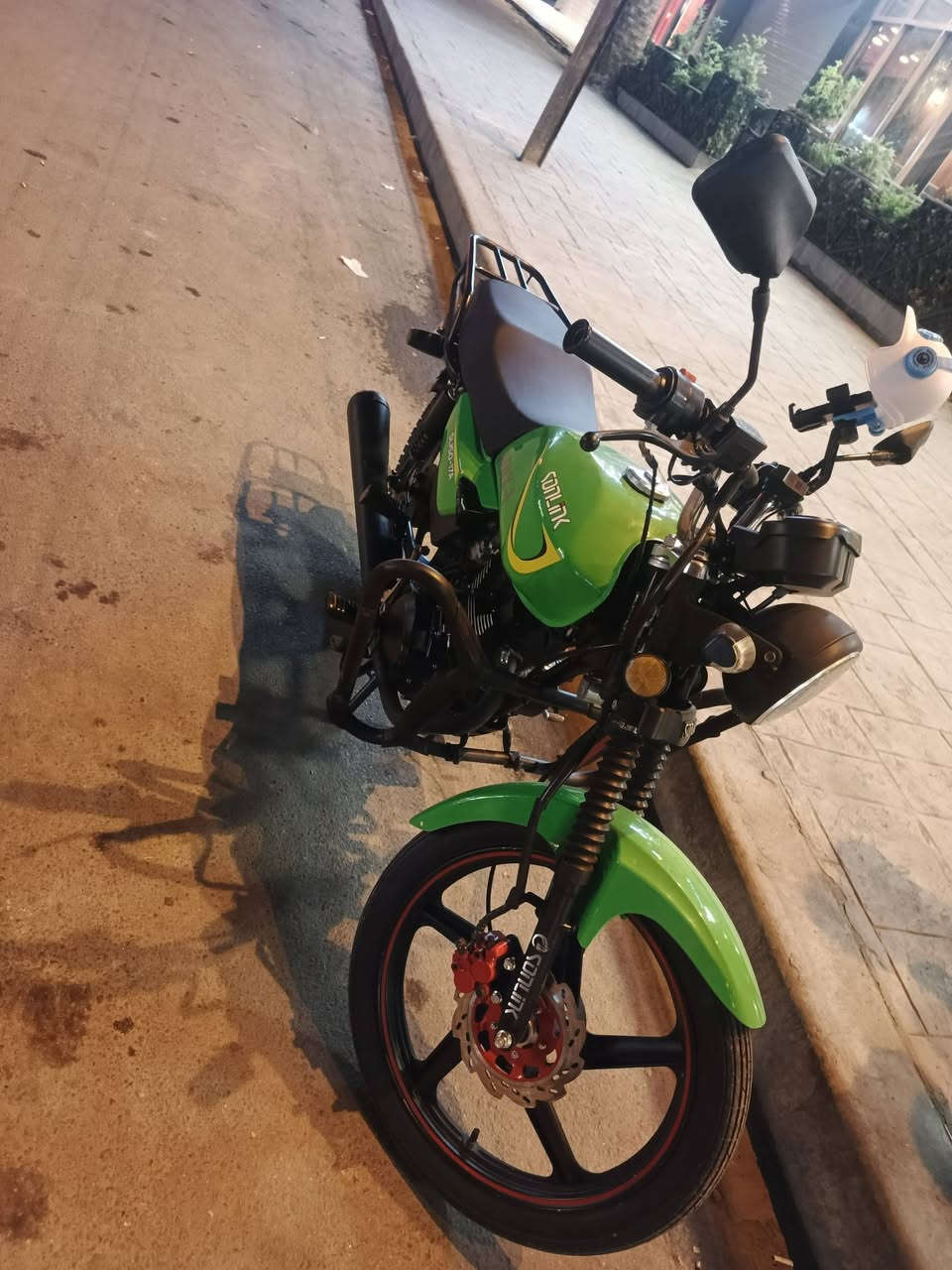 دراجه سونك مكينه 200cc 2024 اخت الجديده مابيه اي نقص نكره سلف مكانه كمب ساره 900وبيه مجال بسيط جدااا 
***********
