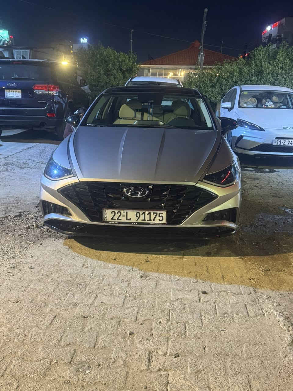 سوناتا 2022
سلفر سقف اسود 
‏Sel بجم كبس 
رقم اربيل جديد 
فول مواصفات 
بانوراما 
تشغيل عن بعد
بصمة تشغيل + ابواب 
تحديد مسار 
كير دكمة 
اوتو هولد 
مود درايف
نقط عمياء جانبية 
قيادة ذاتية ومانع تصادم 
شاحن واير ليس 
شاشة كبيرة تدعم الكار بلي واندرويد
داخل ابيض ملكي 
رادارات اماميه خلفيه جانبيه 
عليهه كت كامل من امريكا 
ويل كب جديد رياضي 
تخم تاير جديد 
لدات اماميه خلفيه 
انارة داخلية 7 الوان 
تبريد ثلج خلفي امامي 
فول تحكمات 
سايد بريك دكمه 
مكينة 2500 gdi
حادثهه حلو فقط باب وجاملغ خلفي 
راجعات نفسهن ايرباكات سليمه
حمام جديد كامل 
بولش ونانو جديد 
مكان السيارة بغداد 
السعر /188
رقم الهاتف /***********
